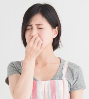 異臭がする